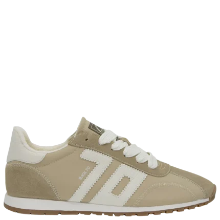 Back 70 Asian Almond Sneakers